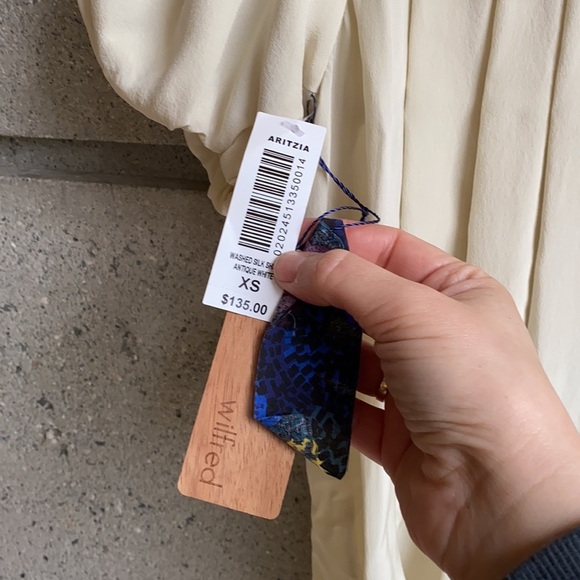 🆕 Aritzia Wilfred silk balloon sleeve cream blouse - Picture 1 of 9